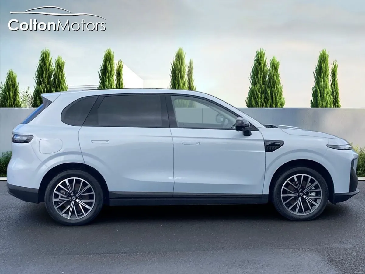 Leapmotor B10 Design EV 67.1KWH 434km WLTP - Image 4