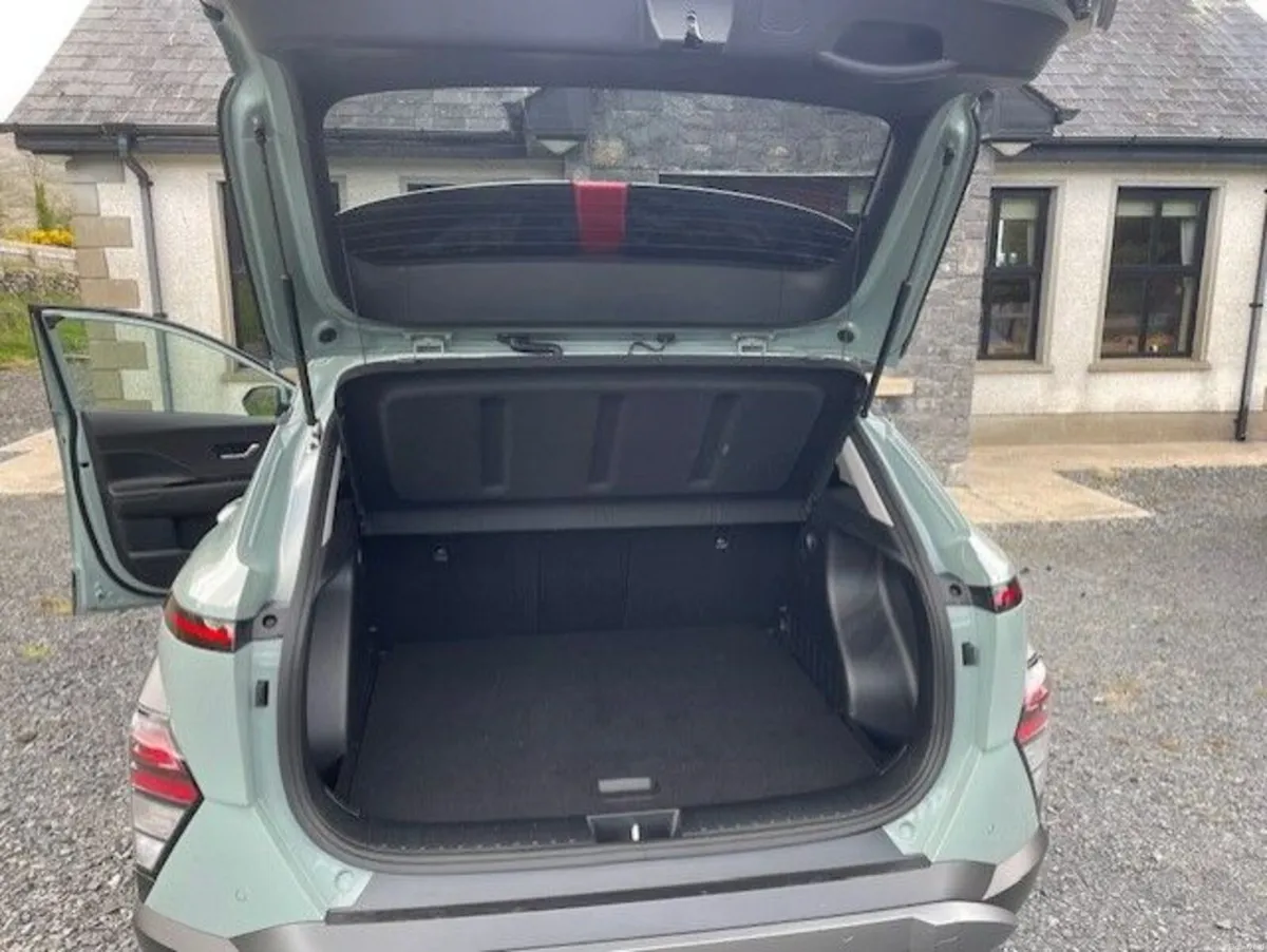 Hyundai KONA 1.6 Hybrid Elegance Auto - Image 3