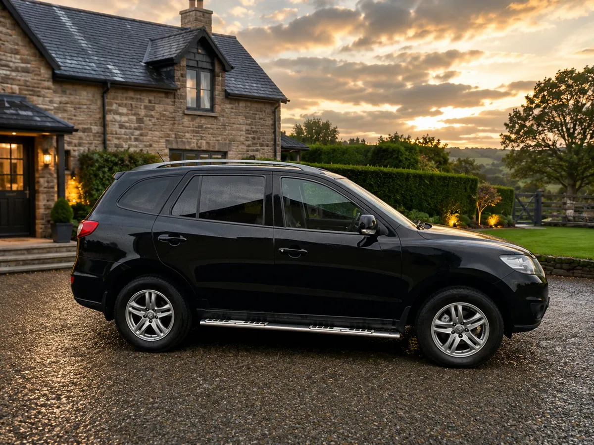 2011 Hyundai Santa FE 4X4 Automatic NCT and TAX - Image 3