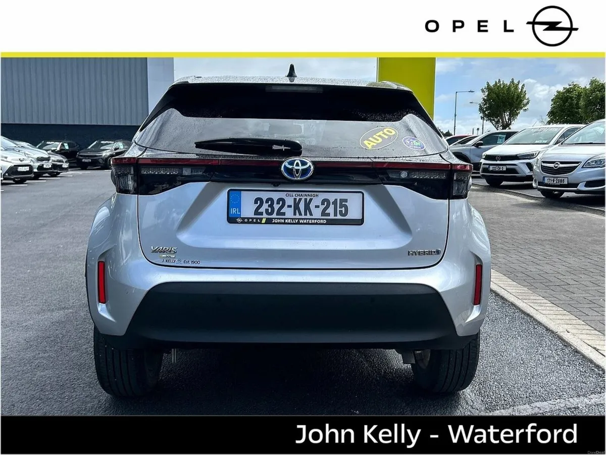 Toyota Yaris Cross 1.5 Hybrid Sol ** 1 OWNER FROM - Image 5