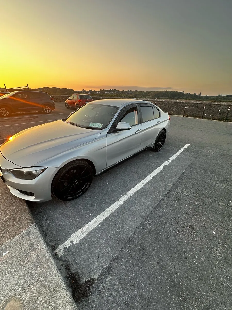 2014 Bmw 3 series Automatic - Image 1