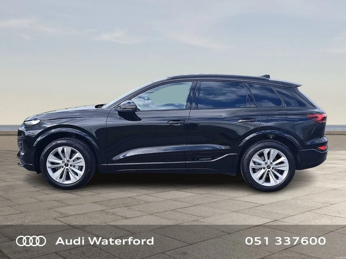 Audi Q6 e-tron Performance Advance - Image 4