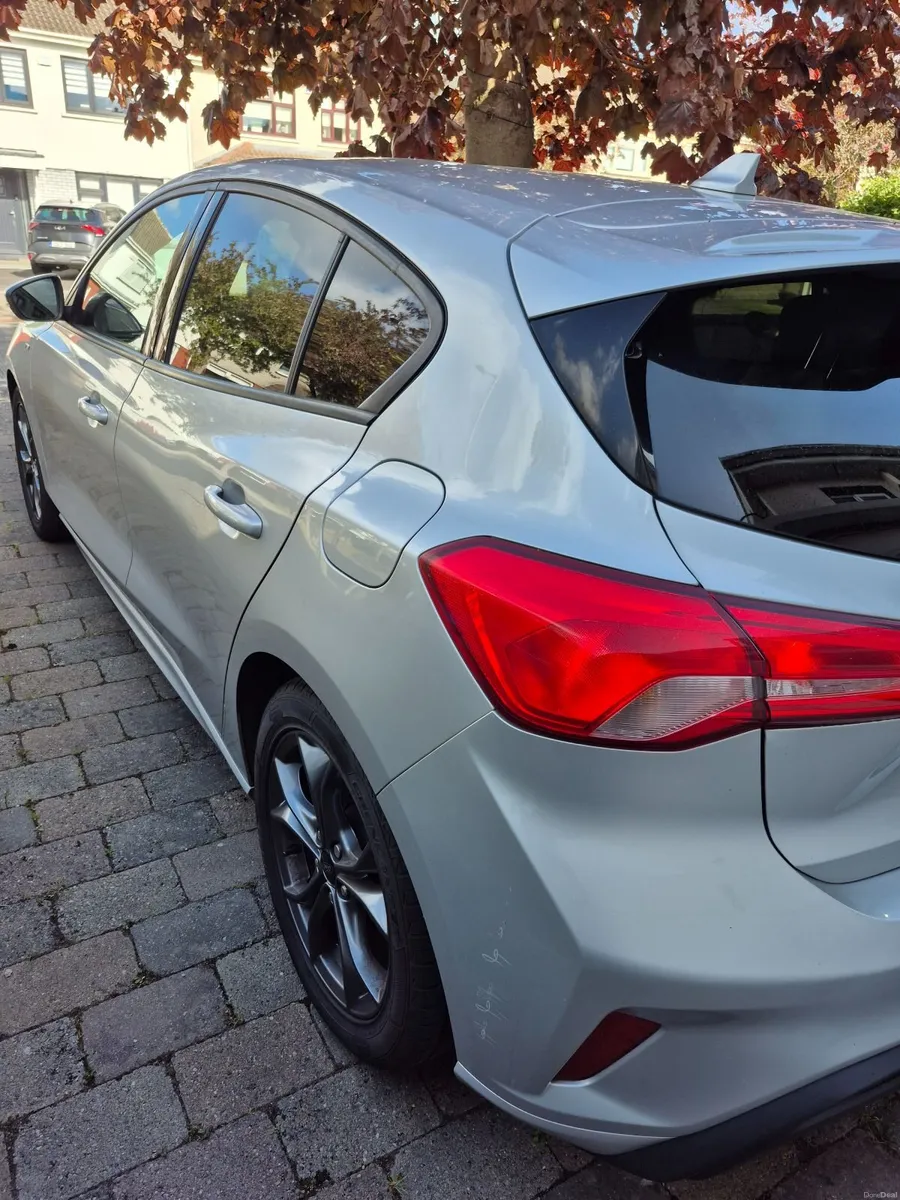 Ford Focus 2019 - Image 1