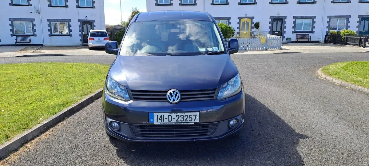 Volkswagen Caddy Maxi Life 2014 - Image 2