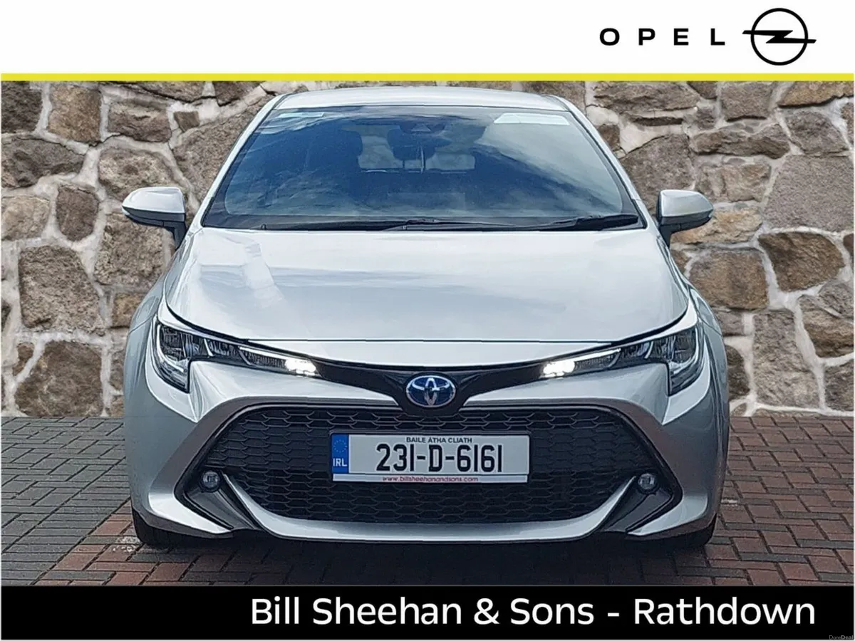 Toyota Corolla 1.8 Hybrid Luna Hatchback - Image 2