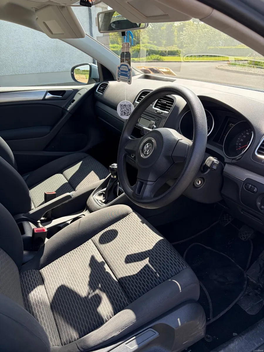 Volkswagen Golf 2010 1.6 Diesel - Image 4