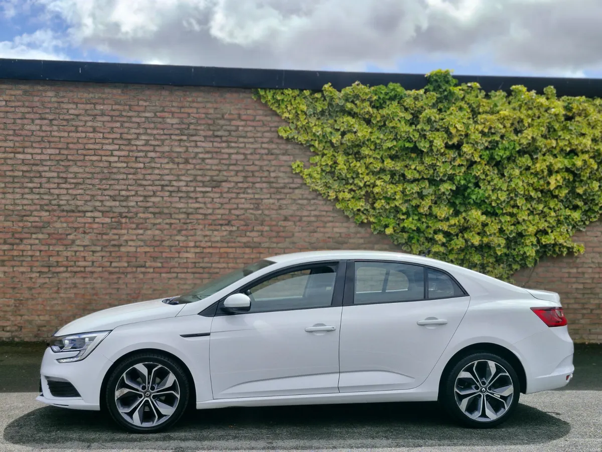 Renault Megane AUTOMATIC EXPRESSION FINANCE AVAILA - Image 5
