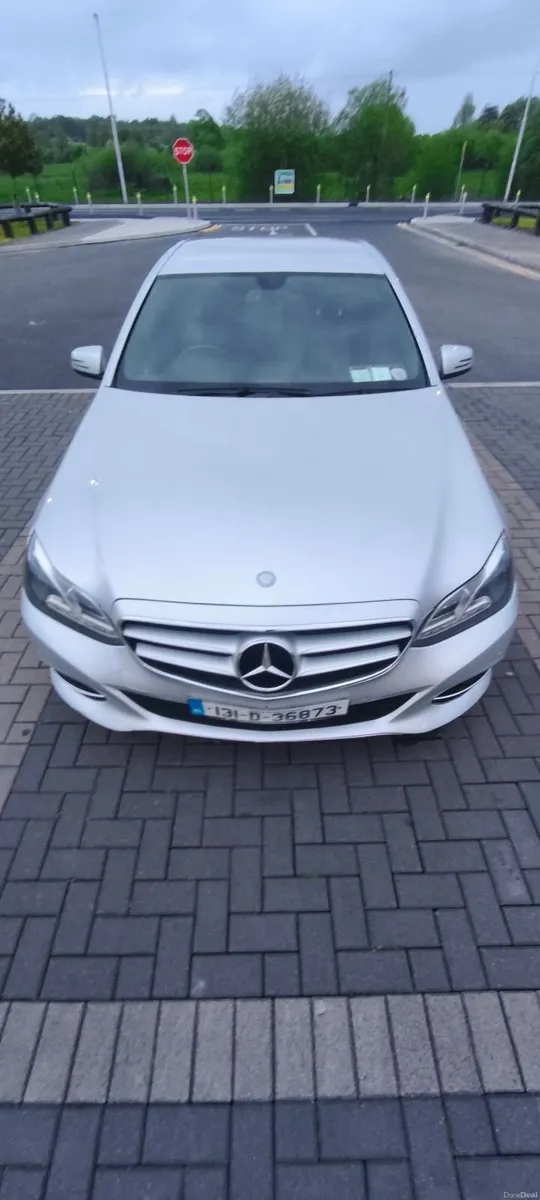 Mercedes-Benz E220 2013 Full Black🖤interior line - Image 5