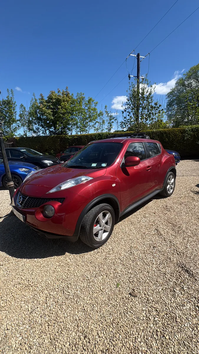 Nissan Juke  SV 2011 , 1.6 petrol - Image 1