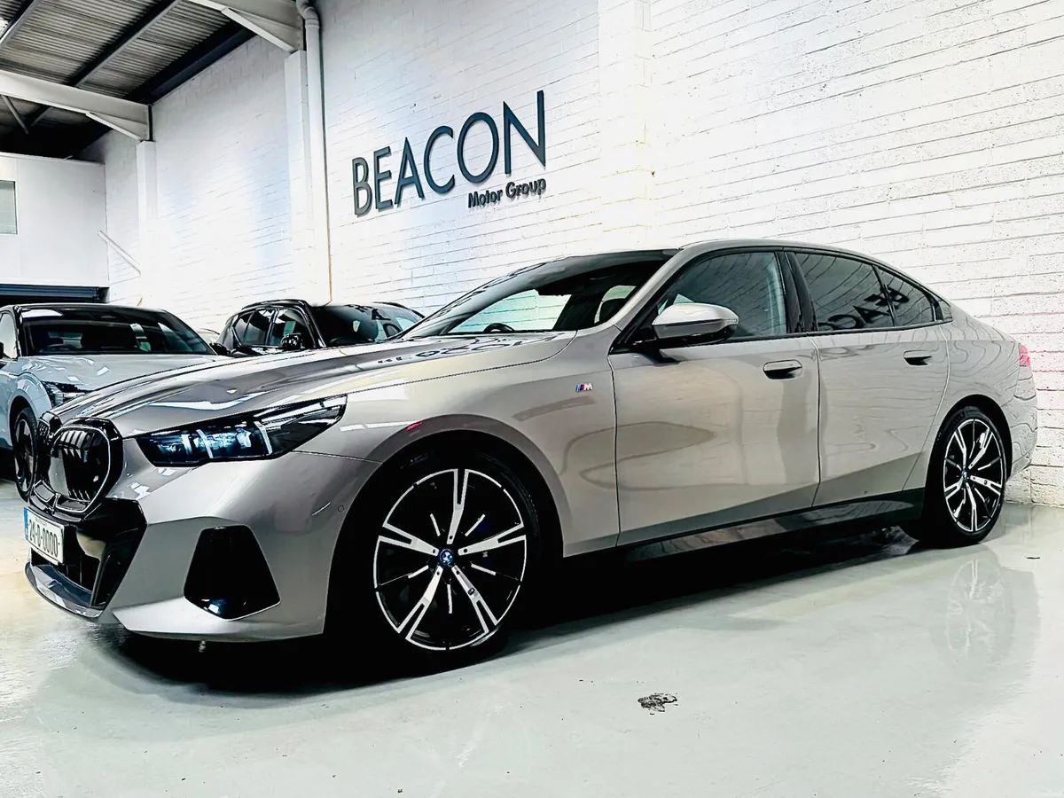 *241*ONLY 28,000 MILES*BMW I5 PRO M-SPORT 250KW 84 - Image 4