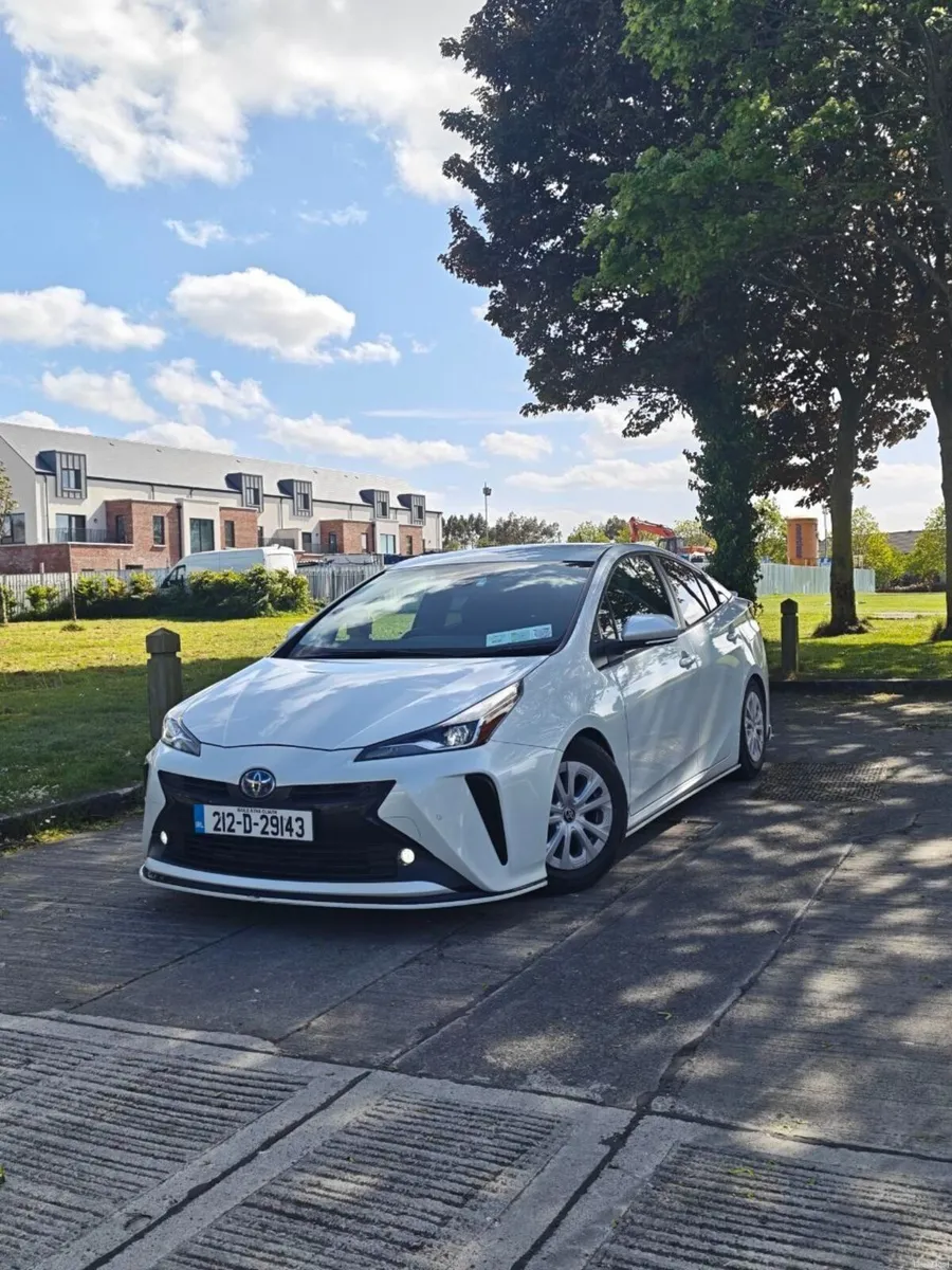 Toyota Prius JDM High-spec 5 SEATER - Image 1