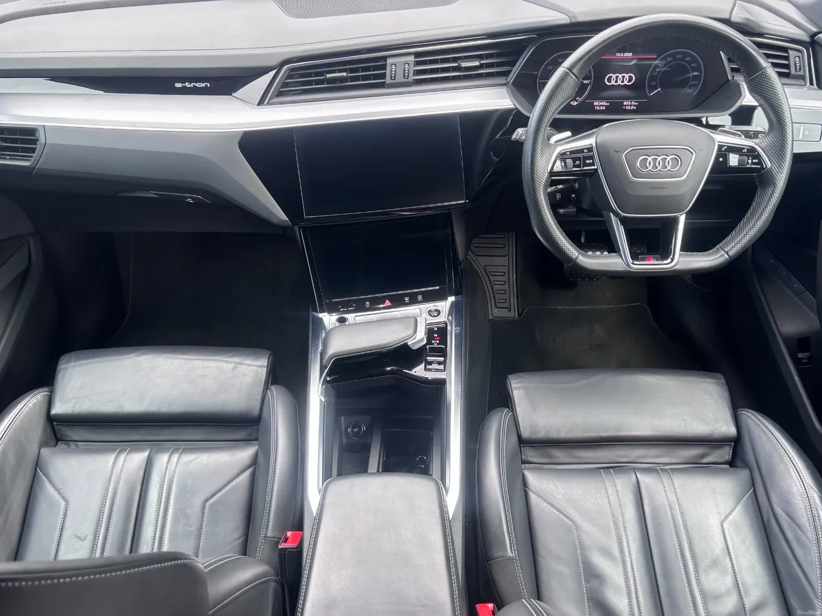 AUDI E-TRON BLACK EDITION 55 QUATTRO 95KwH BATTERY - Image 4