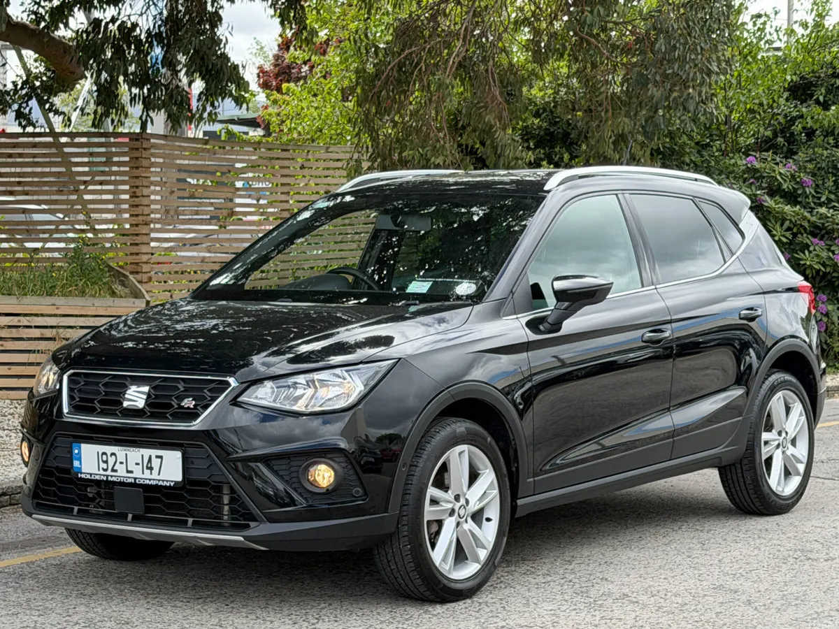 2019 SEAT Arona..FR..WIRELESS PHONE CHARGER.2 KEYS - Image 1