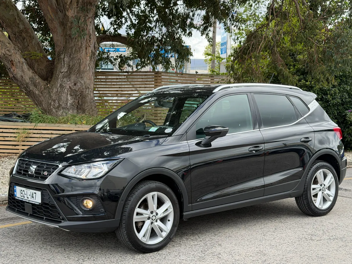 2019 SEAT Arona..FR..WIRELESS PHONE CHARGER.2 KEYS - Image 3
