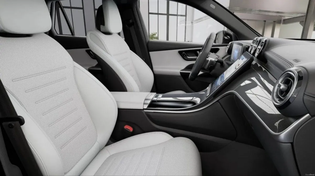 Mercedes-Benz GLC GLC 220 d 4MATIC RHD - Image 4