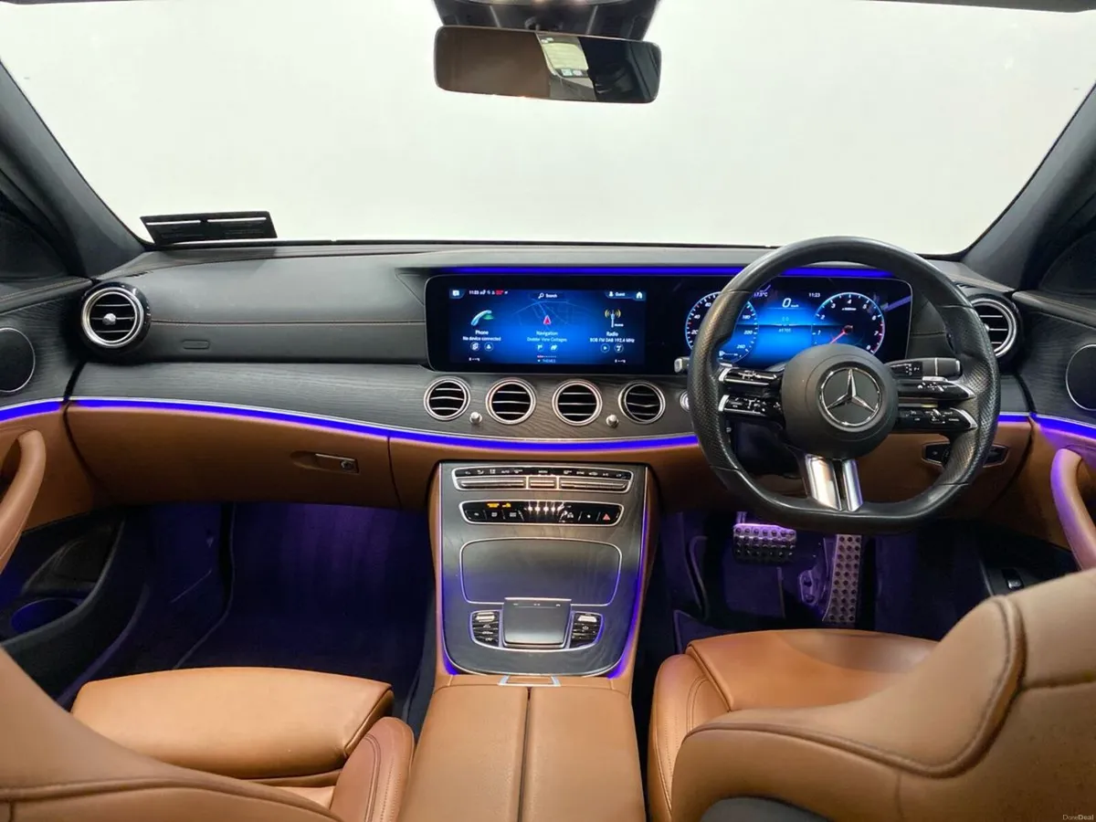 Mercedes-Benz E-Class E200 A/T Avantgarde | Revers - Image 4