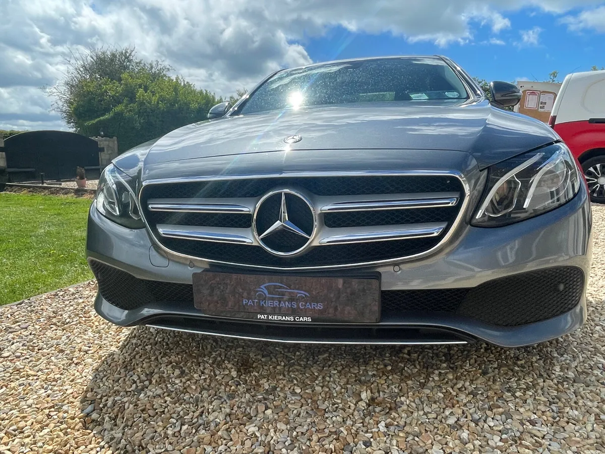 Mercedes-Benz C-Class 2017 - Image 4