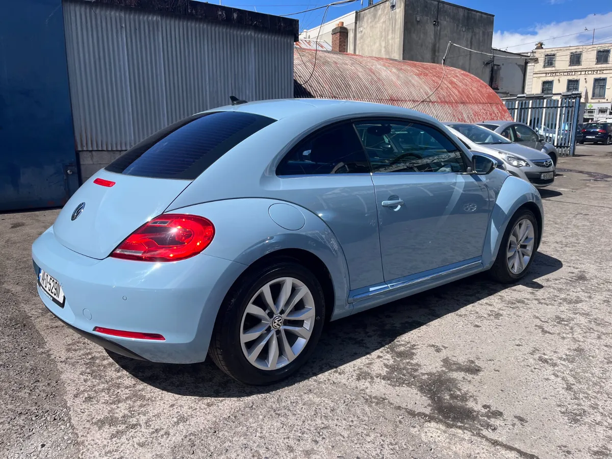 2014 VOLKSWAGEN BEETLE, FULL LEATHER, AUTOMATIC - Image 3