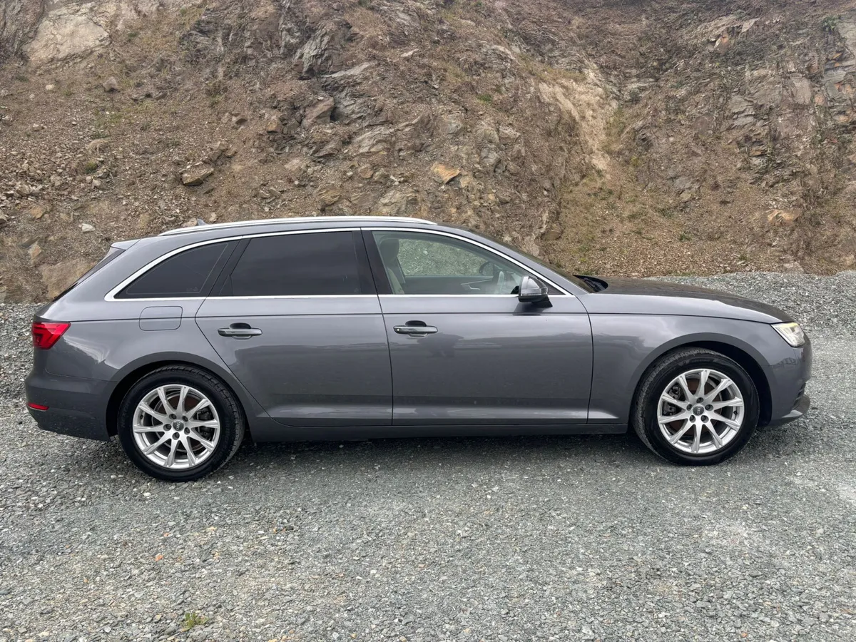 2017 AUDI A4 AVANT AUTO CREAM LEATHER - Image 2