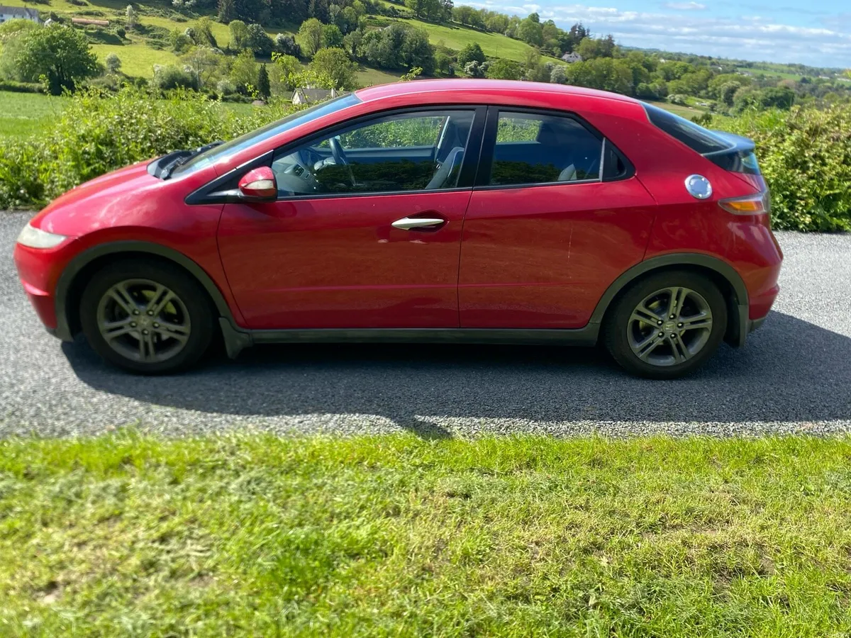 Honda civic - Image 3