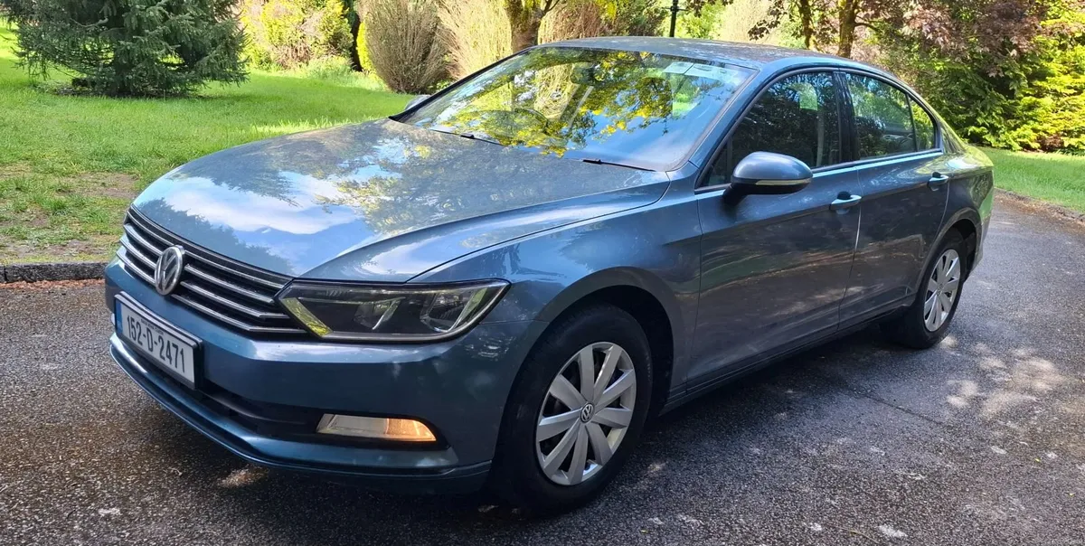 15 VW Passat,  AUTO,   !  READ AD, - Image 1