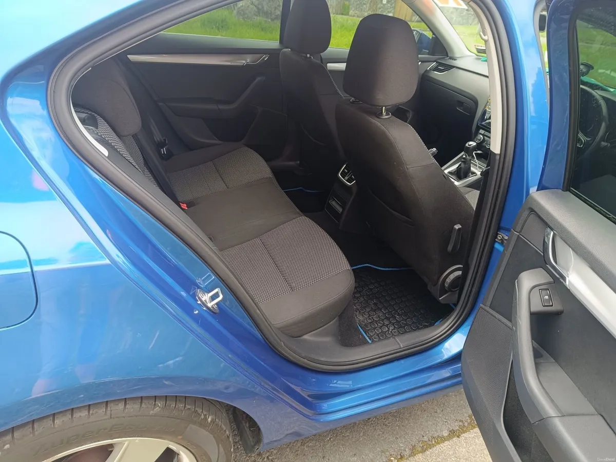 Skoda Octavia 2015 - Image 1