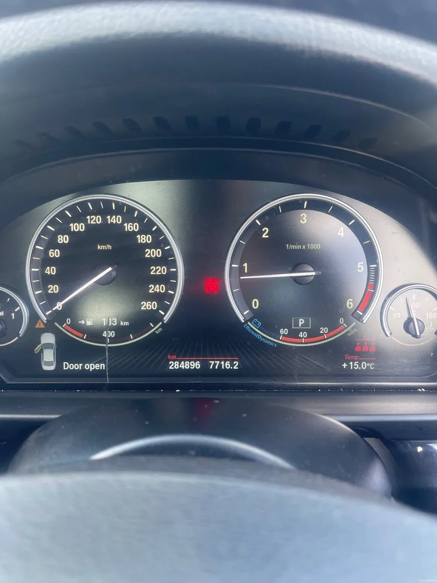 BMW 5-Series 2016 - Image 3