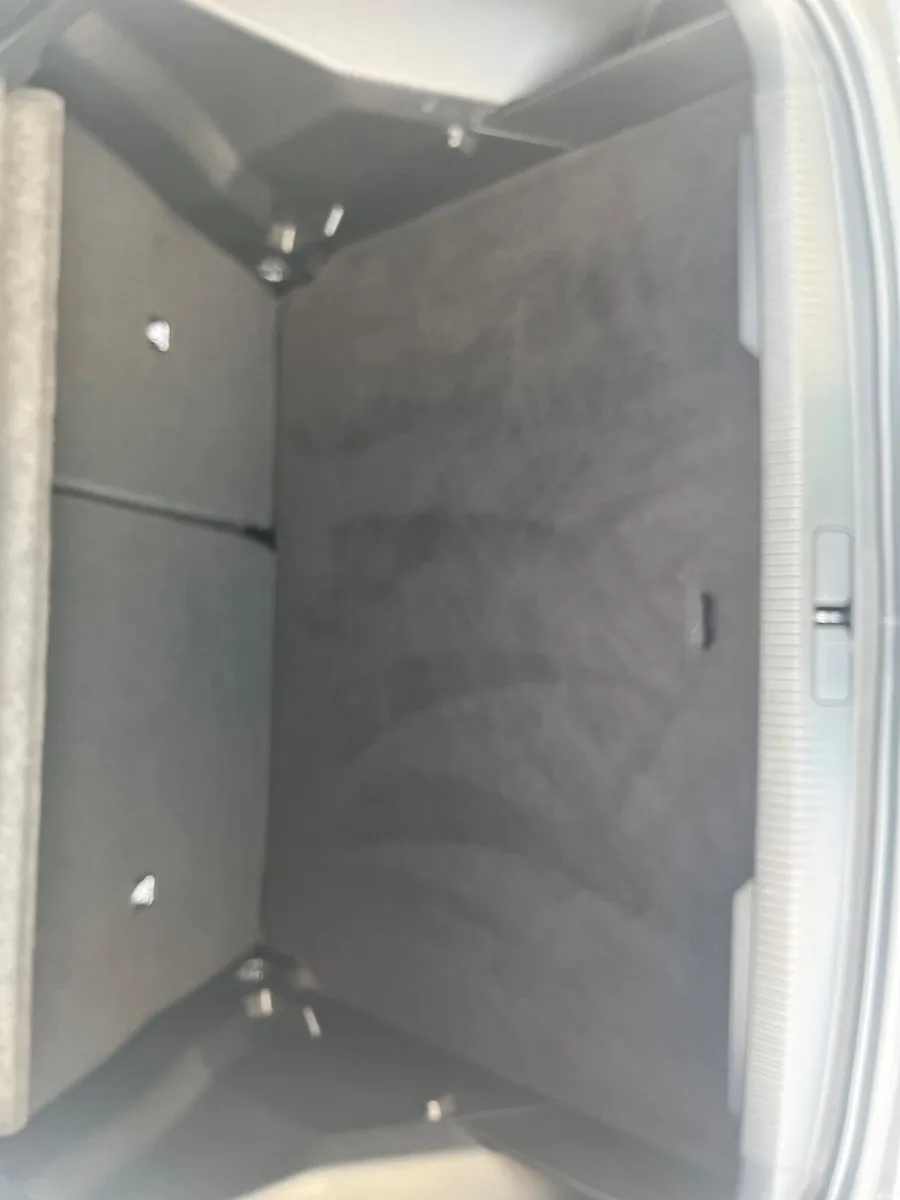 Peugeot 2008 2023 - Image 6