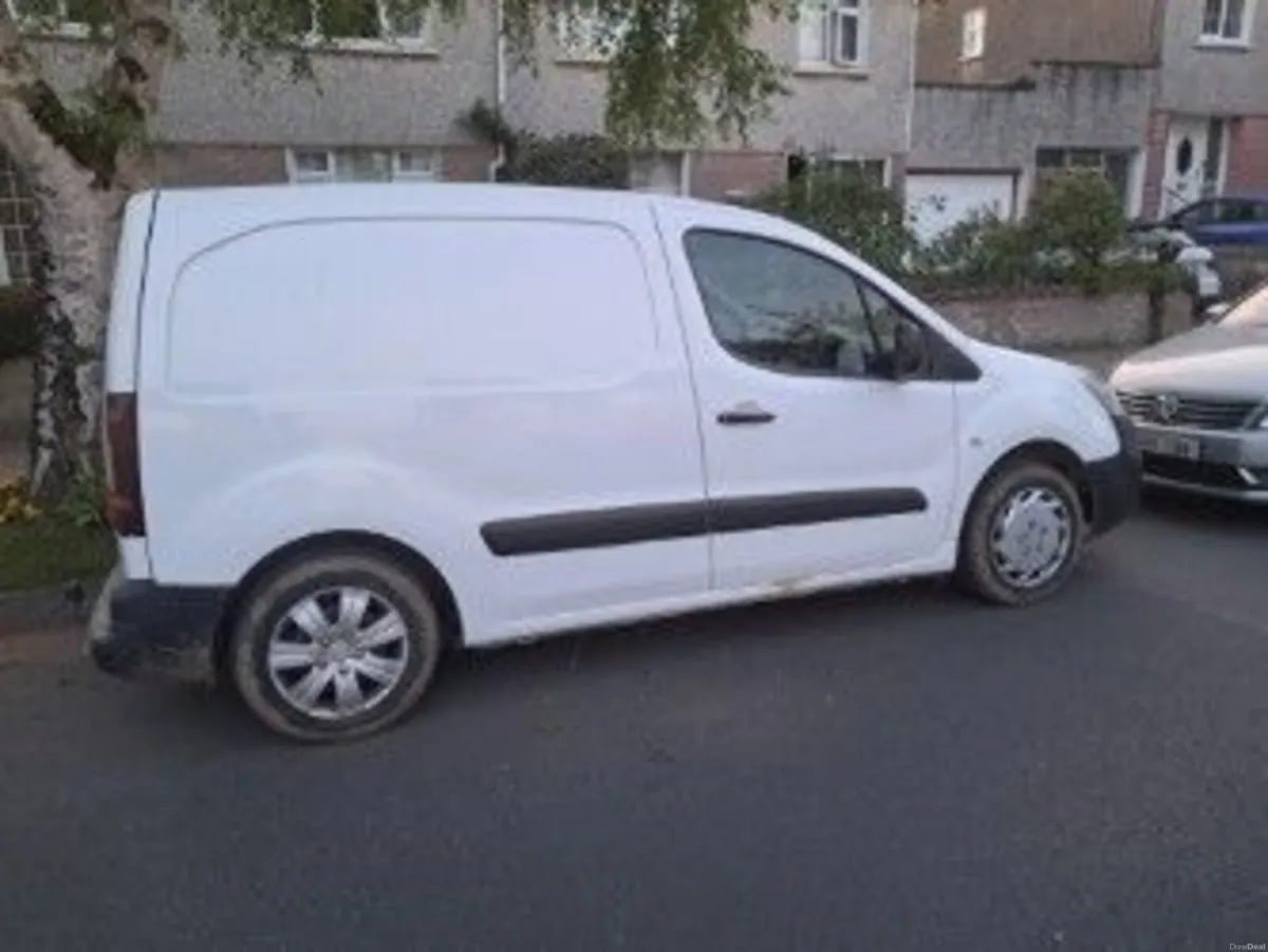 Citroen Berlingo 2019 - Image 2