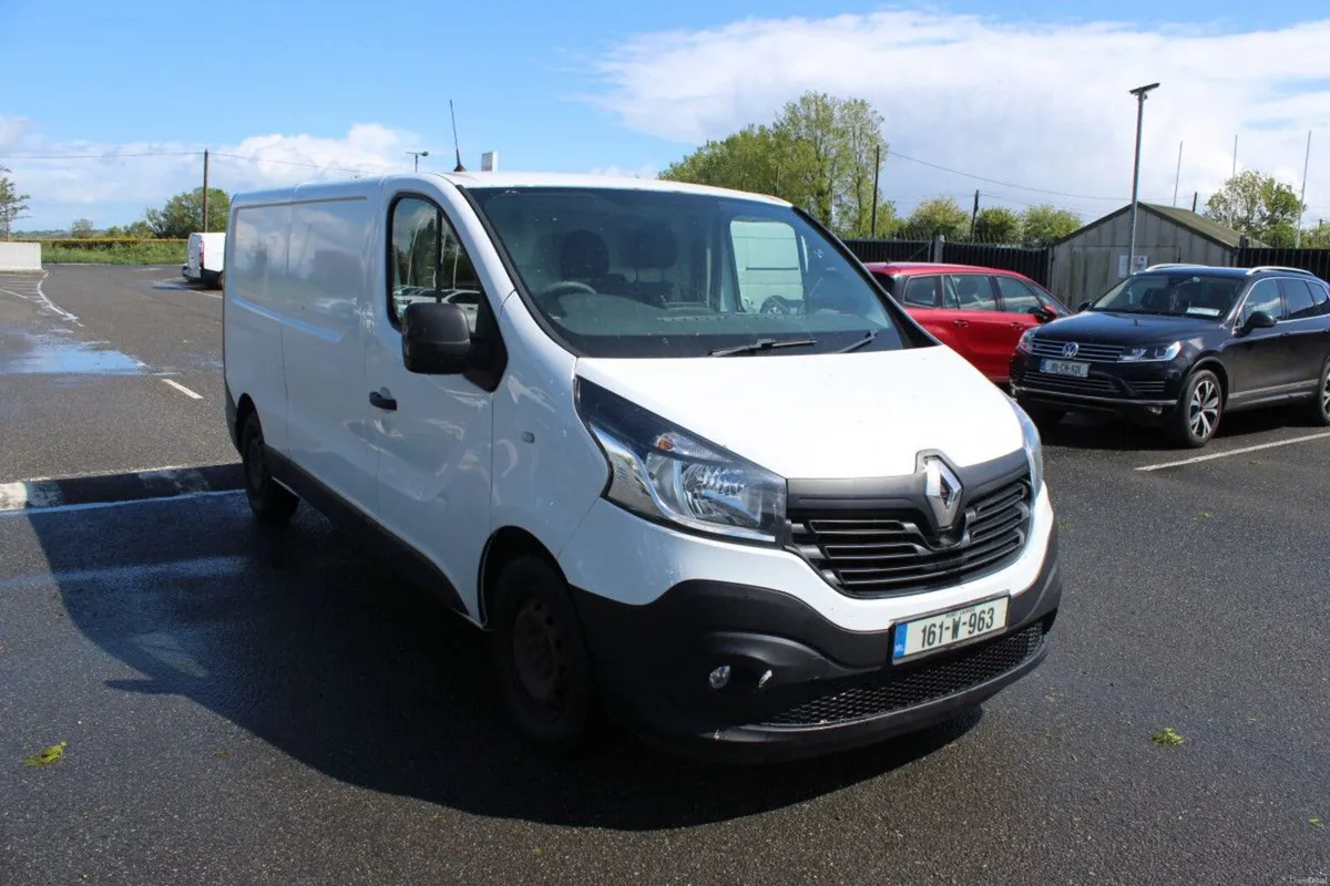 Renault Trafic TRAFIC LL29 ENERGY DCI 120 BUS - TE - Image 1