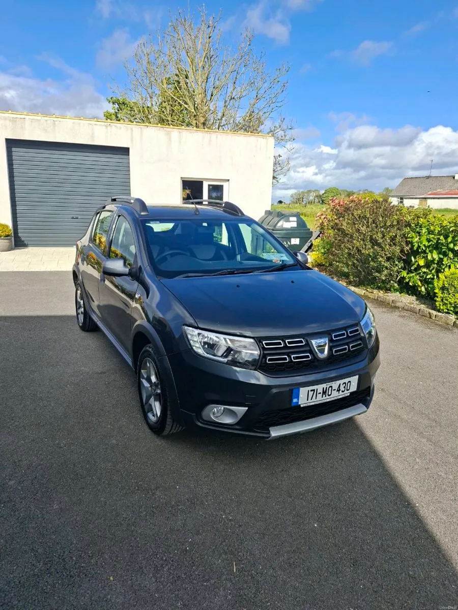 2017 Dacia Sandero - Image 2