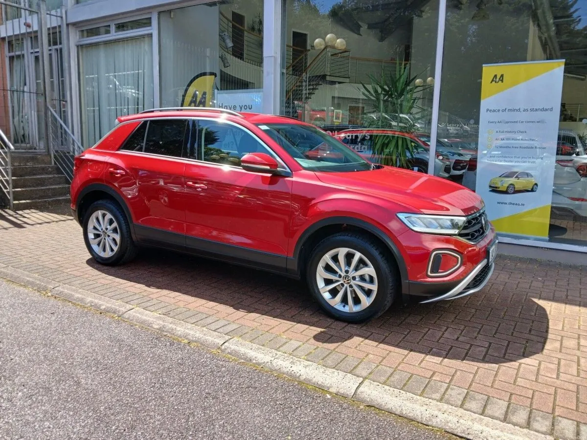 Volkswagen T-Roc T-ROC EDITION 75 1.0TSI M6F 116HP - Image 1