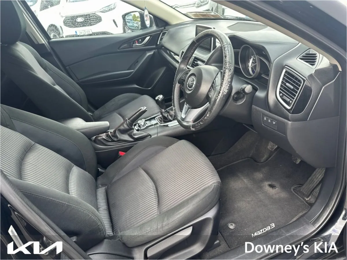 Mazda Mazda3 2.2 D EXECUTIVE. - Image 2
