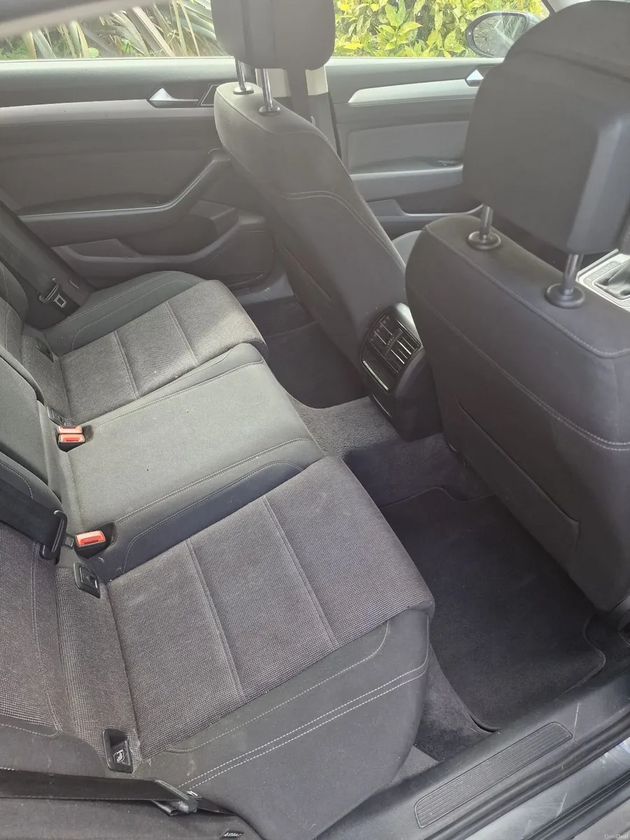 2016 Volkswagen Passat Comfortline 1.6 TDI – Manua - Image 2