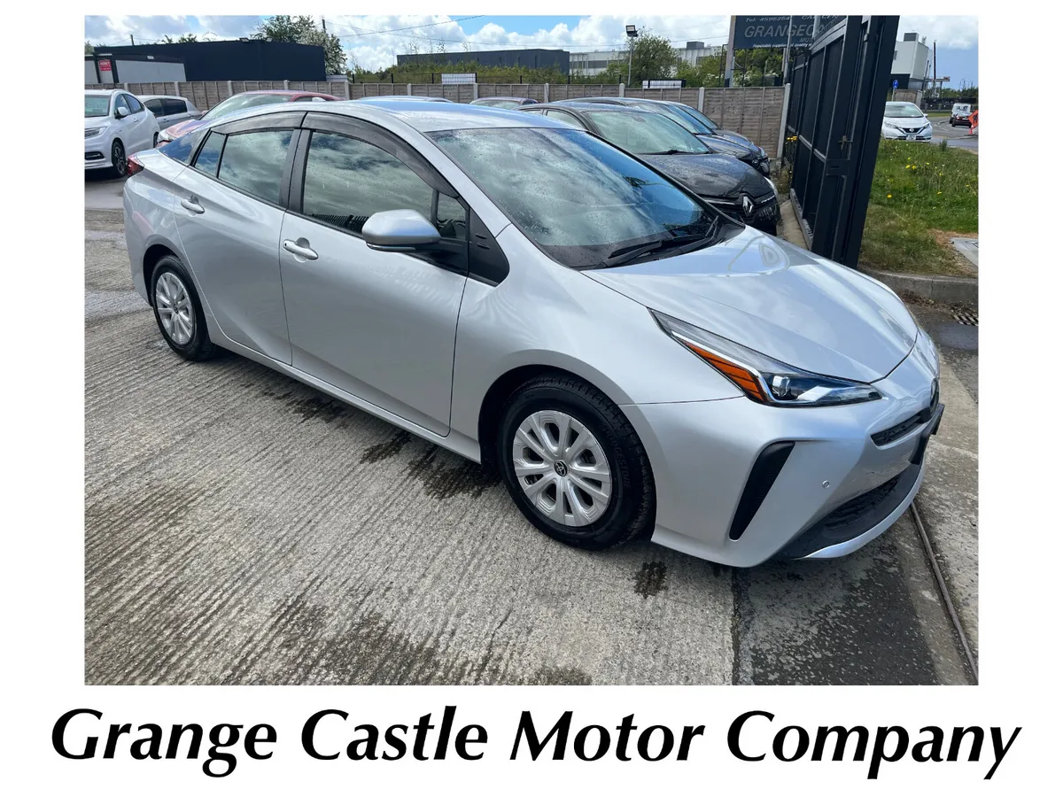TOYOTA PRIUS 2020, 1.8 HYBRID AUTO LOW KMS - Image 1