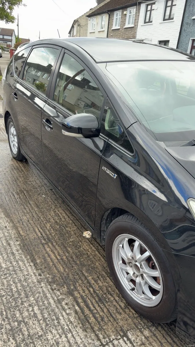 Car - Image 3