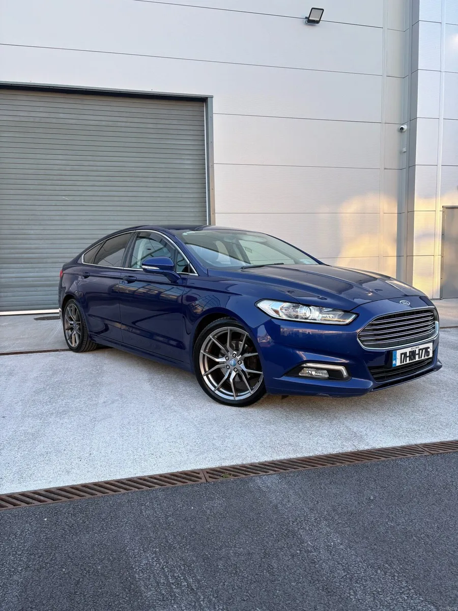 Ford Mondeo  *HIGH SPEC* - Image 1