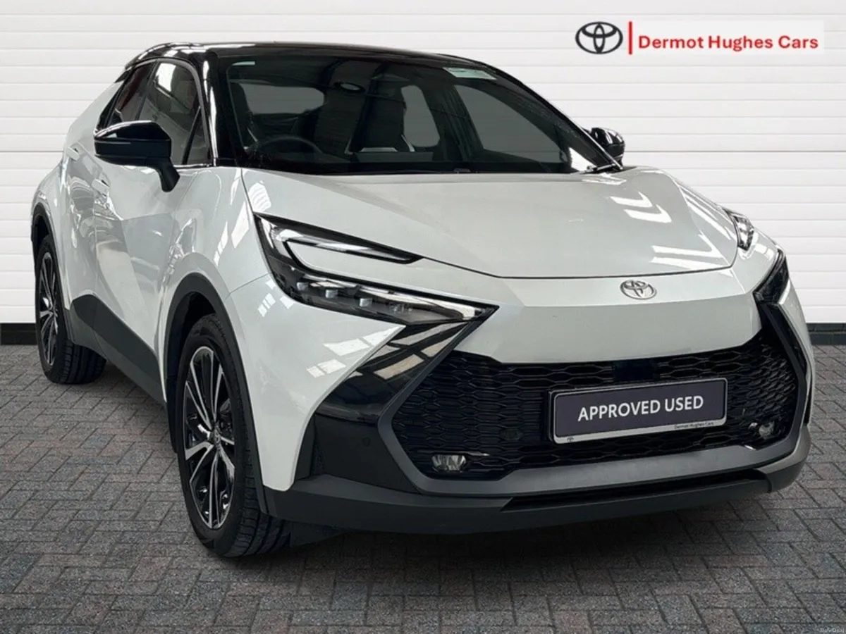 Toyota C-HR C-HR PHEV SOL AUTO - Image 1
