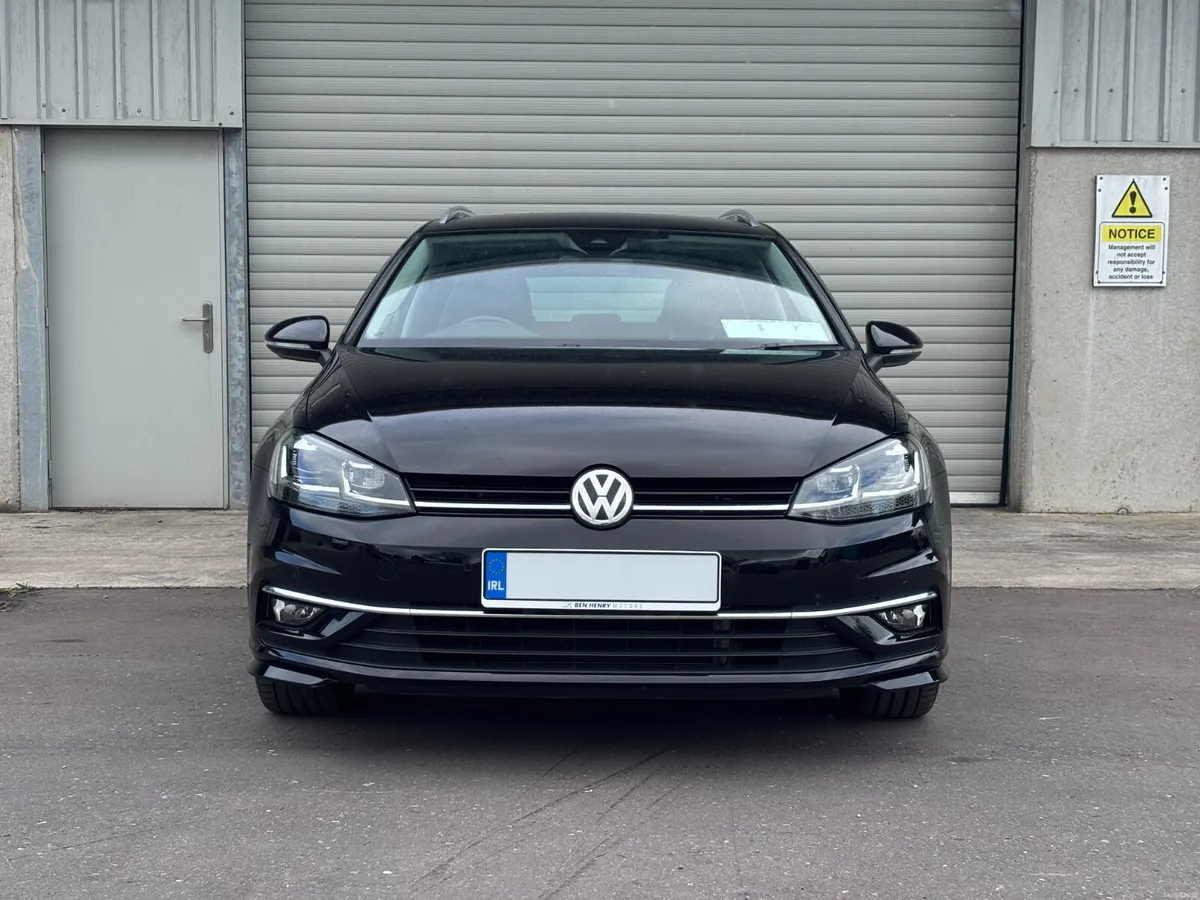 2021 Volkswagen Golf 1.4 TSI Highline estate - Image 2