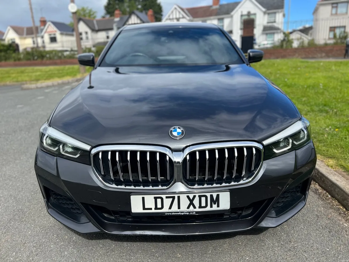 BMW 5-Series 2021 520d Auto M/Sport MHEW Low Miles - Image 4