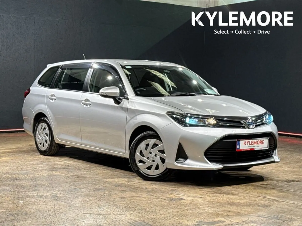 Toyota Corolla 1.5 HYBRID ESTATE - PUSH BUTTON STA - Image 1