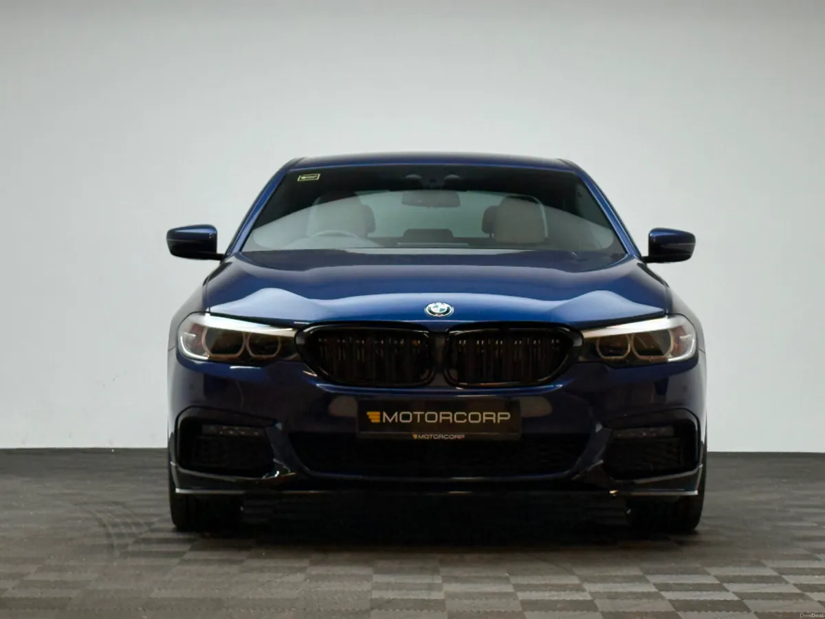 BMW 5-Series 530E M SPORT - Image 2