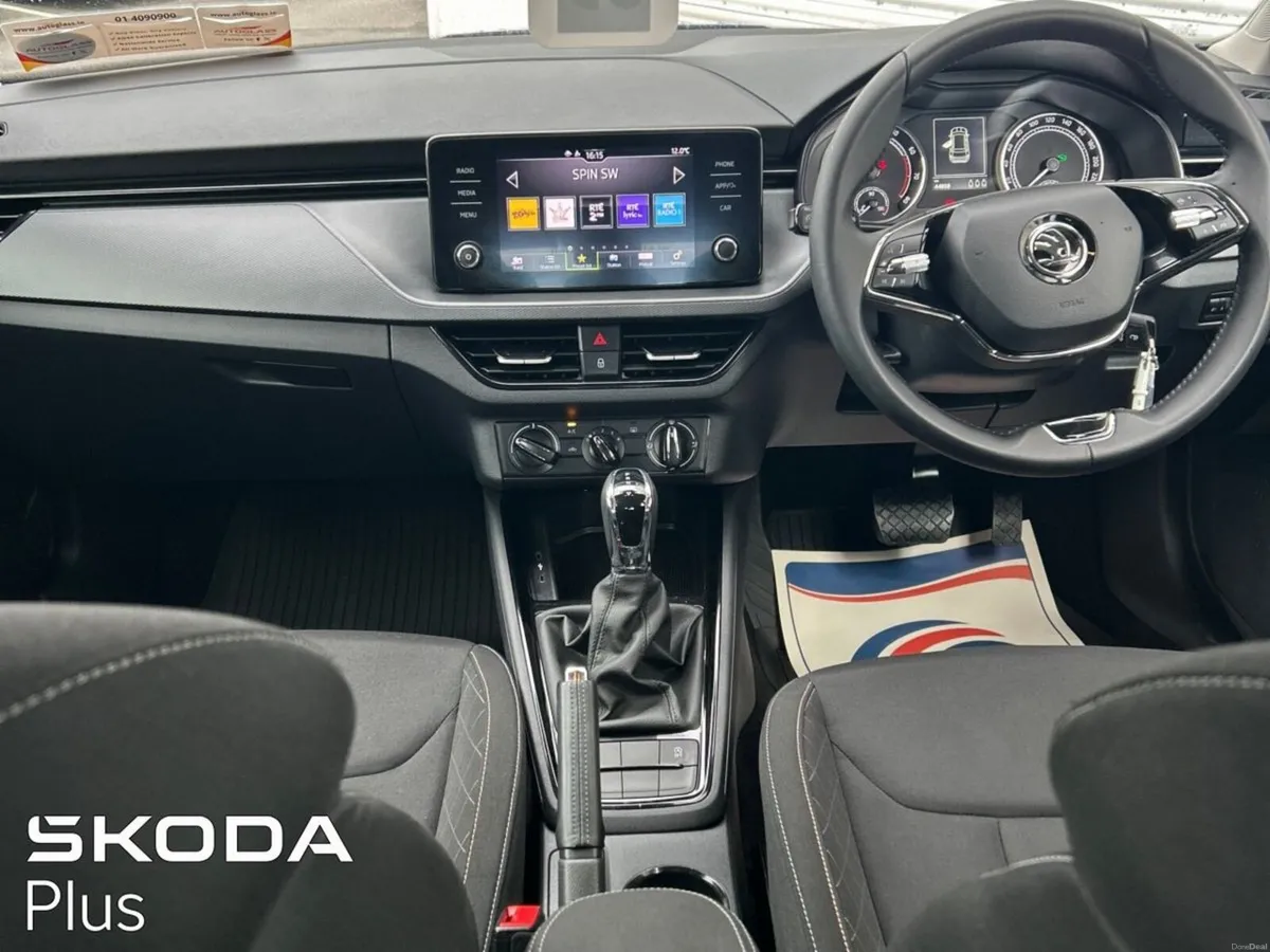 Skoda Kamiq AMBITION 1.0 TSI 110 BHP AUTOMATIC *** - Image 2