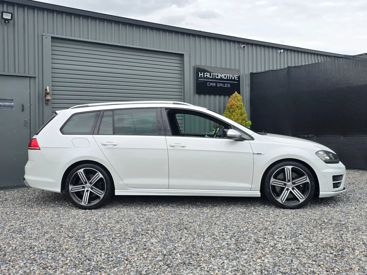 2015 VOLKSWAGEN GOLF R  WAGON - Image 4
