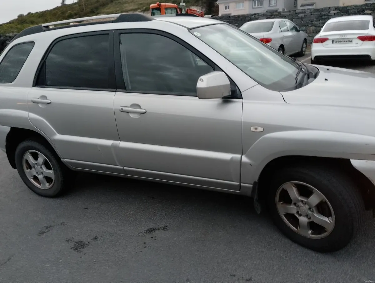 Kia 2.0 DSL automatic wd2 - Image 3