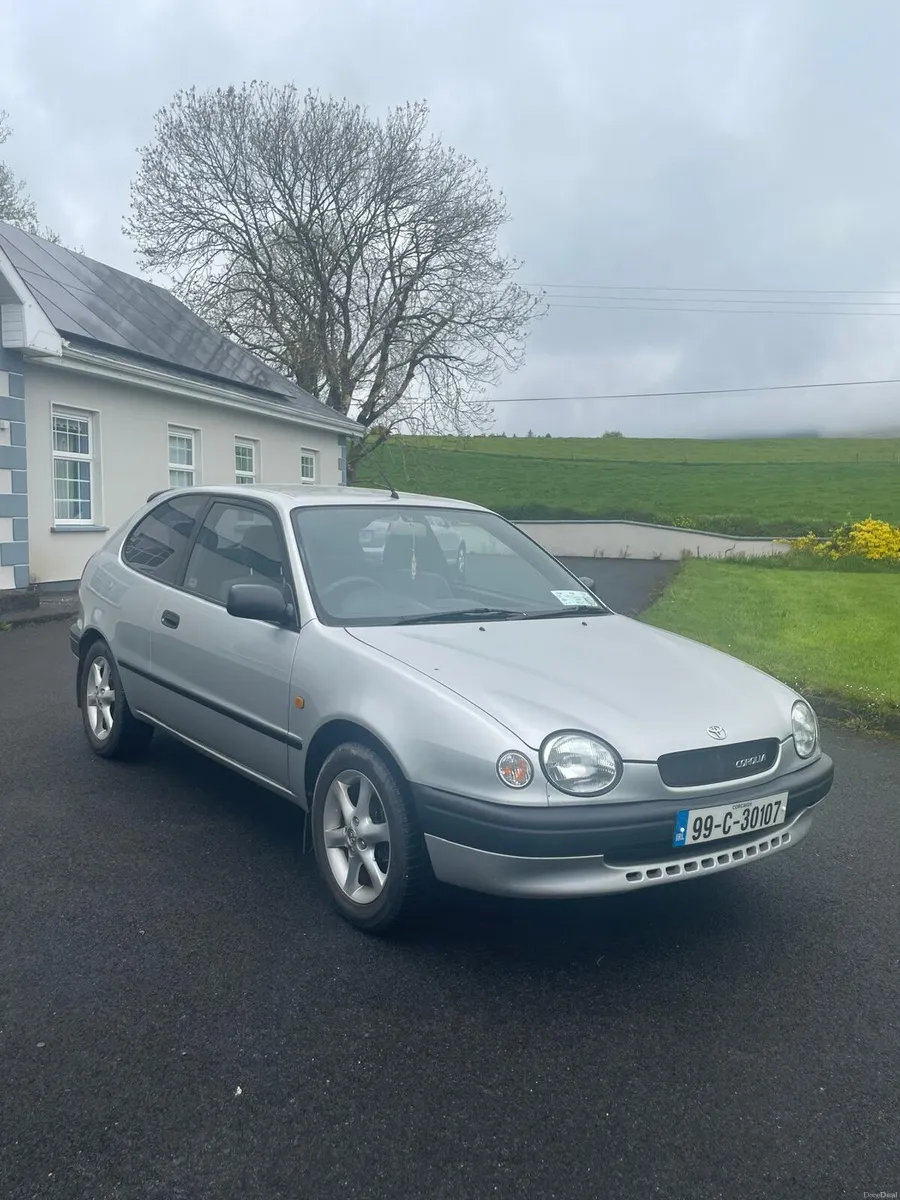 Toyota Corolla - Image 1