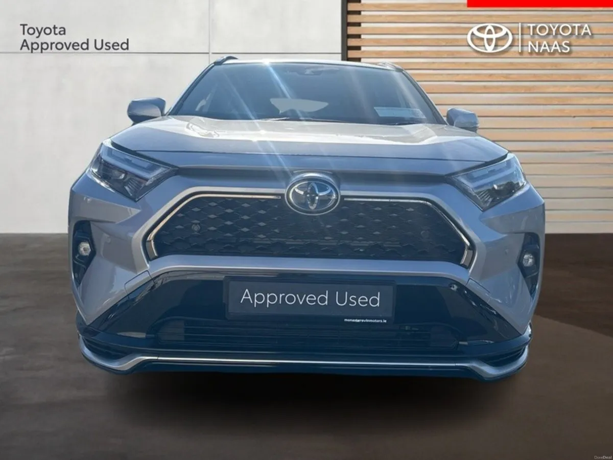 Toyota RAV4 SOL PHEV 4DR AUTO - Image 5