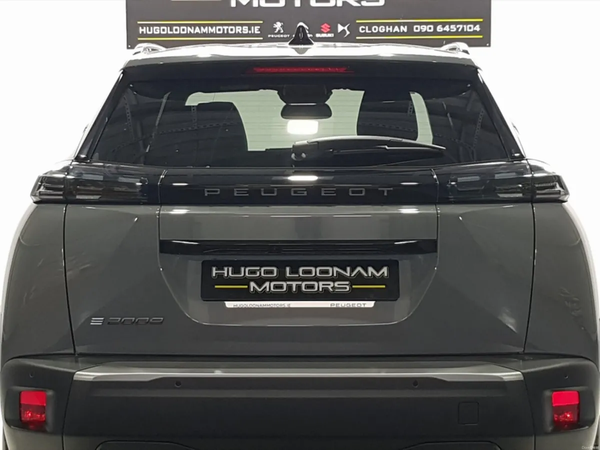 Peugeot 2008 eALLURE 156HP 54KW - Image 6