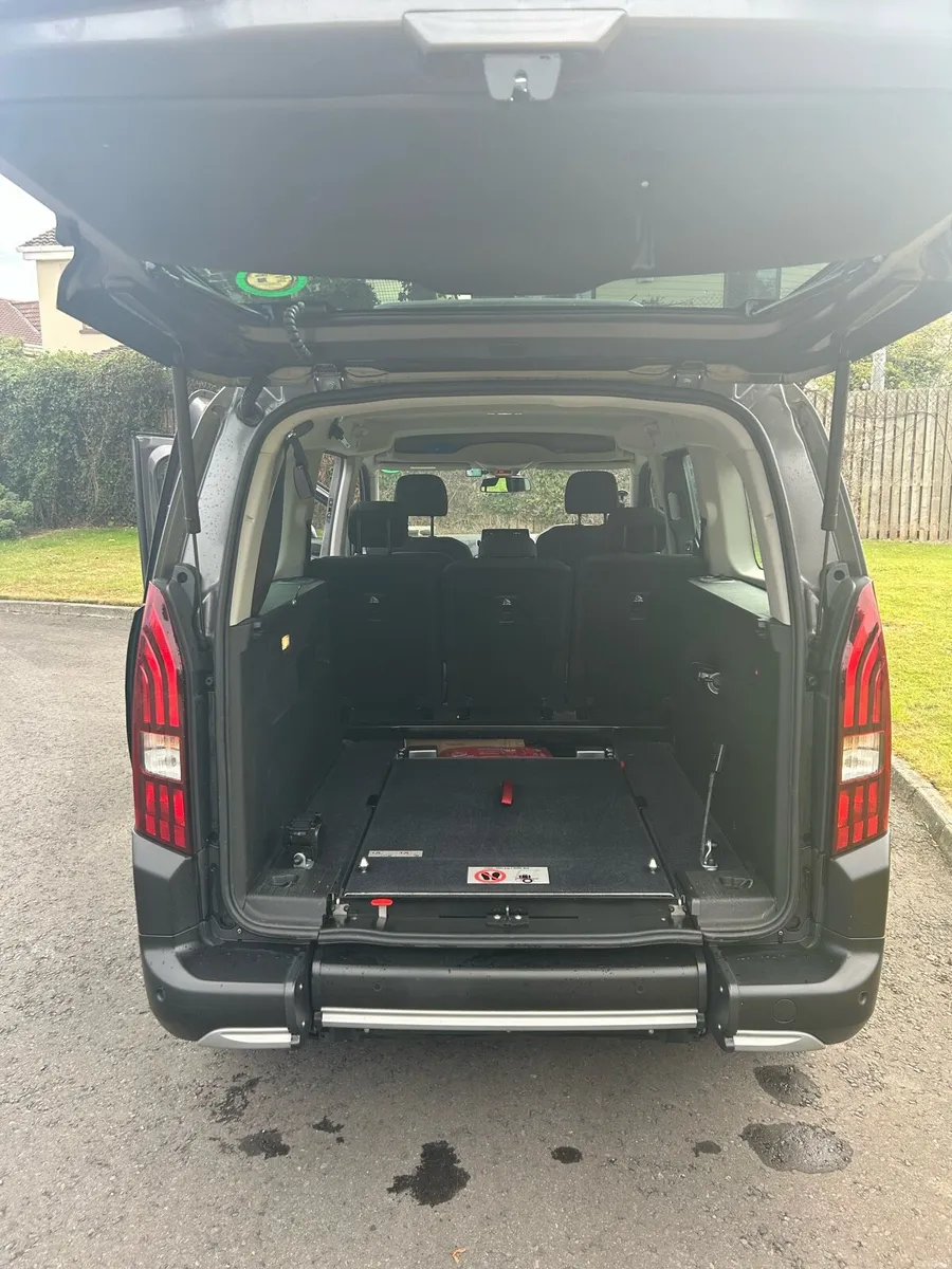 Peugeot Rifter LWB wav to rent - Image 4
