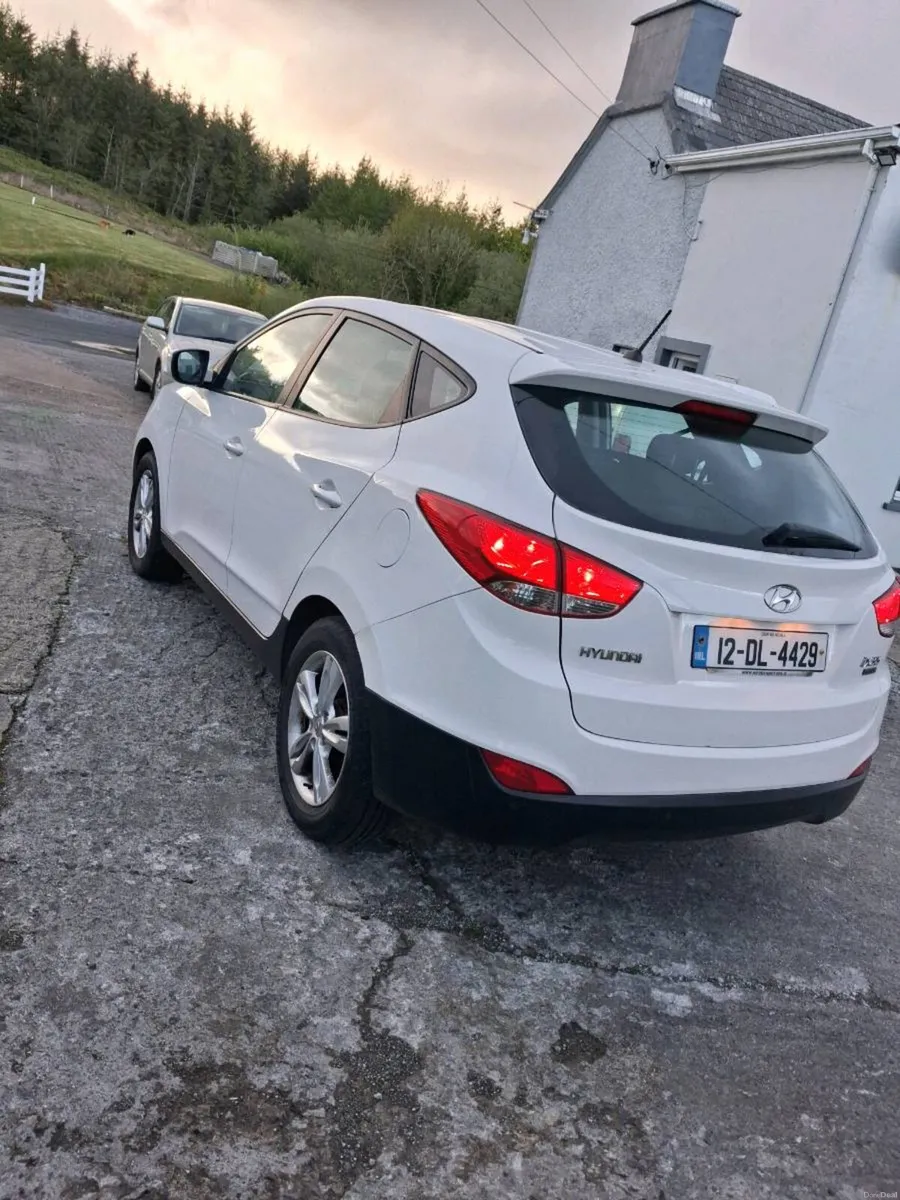 Hyundi ix35 - Image 4